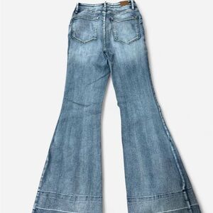 Women's Blue Flared Jeans